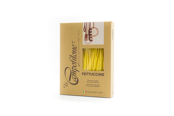 FETTUCCINE com suas cores e fragrâncias prontas para ir parar na sua mesa